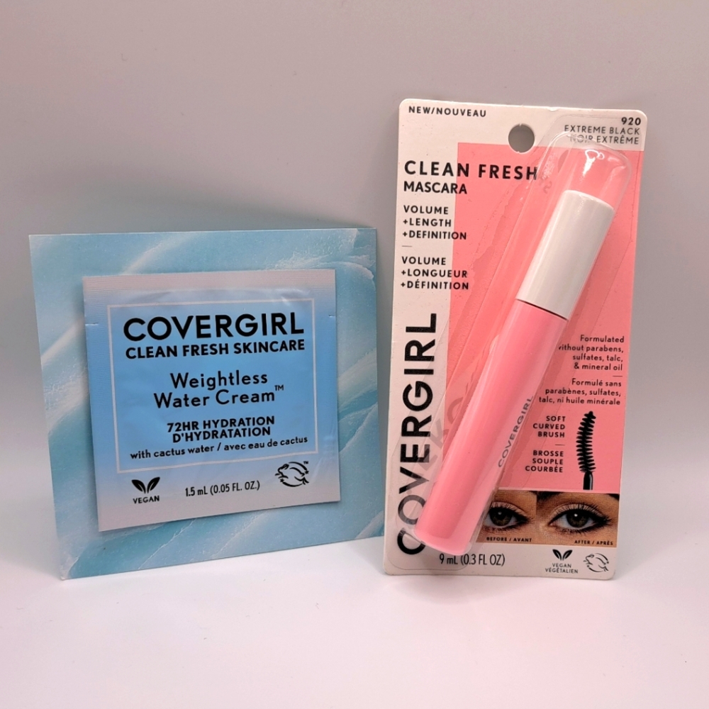 COVERGIRL Clean Fresh Mascara in Extreme Black with weightless water cream